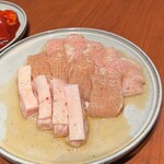 焼肉ホルモンうしごろ - 