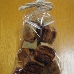 トゥクトゥク  - シナモンパイ