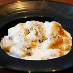 Cream gnocchi with 4 kinds of cheese “Gnocchi Formaggi”