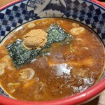 三田製麺所 - 後半は魚粉を溶かして…