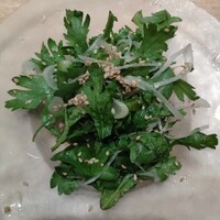 OSAKA きっちん。 虎ノ門店 - 春菊サラダ