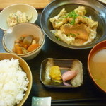 おんじき家ふうど - 日替り定食（魚天ごまだし、筑前煮、ツナサラダ、味噌汁、つぼ漬、ミョウガの漬物、ご飯）