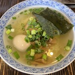 横浜家系千種家 - 料理写真:中華そば ¥750