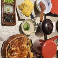 炭焼きうなぎ・かしわ 登河 池下店 - 