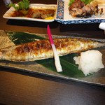 もつ焼　多しろ - サンマ塩焼き　うめ吉さんからの出前