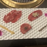 焼肉レストラン ロインズ - 