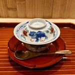 日本料理 かしづき - 気仙沼のフカヒレと松茸の餡の茶碗蒸し