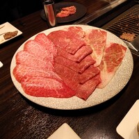 焼肉うしごろ 銀座並木通り店 - 