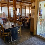 三福食堂 - 平日11時半過ぎの店内