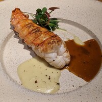 鉄板焼きWAGYU LIVERARY - イセ海老の鉄板焼き
