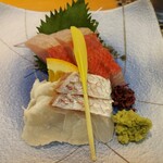 Kyoubashi Sushi Hisada - お造りは金目鯛と愛媛のみかん鯛