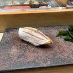 すし匠 - 春小鯛のにぎり（シャリ小）