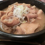 風神ラーメン - 自家製もつ煮込み