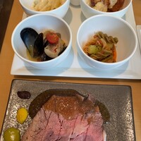 ブッフェアンドカフェ スロープサイドダイナー ザクロ - 