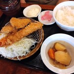 Ebi Furai To Teishoku Uo No Bu Shokudou - エビフライアジフライ定食ランチ　1,440円　選べる小鉢は肉じゃが