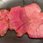 Tachigui Yakiniku Jiroumaru - 