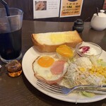 Kakura - アイスコーヒー　ハムエッグモーニング