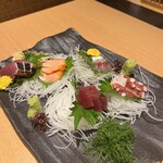 新潟名物布のり蕎麦とおいしい酒菜 きなせや. - 