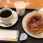 ベーカリーマーケット - 料理写真: