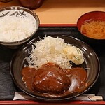 Suikou - 翠幸 ＠八丁堀 手造りハンバーグ 税込900円 ご飯6分目でお願い