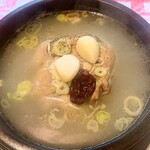 Samgyetang (samgyetang)