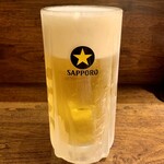 Tori Bia - おひとり様セット（サッポロ男前生ビール ＋ ミックス焼き ＋ スティックきゅうり） ¥1,520 のサッポロ男前生ビール