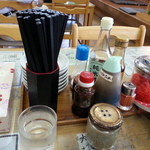 久留米札幌ラーメン - 紅生姜は豚骨の必需品ですが・・・味噌・塩・醤油には？炒飯もありますから、いいすか？