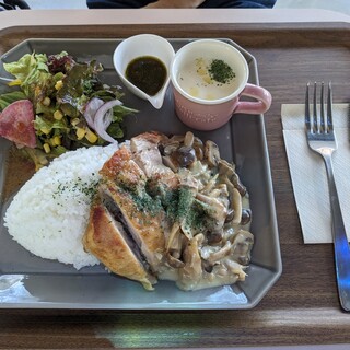 4D studio meili cafe_0