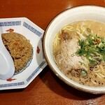 らーめん熊五郎 - 半ちゃんラーメンのランチ