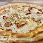 フェリーチェ バジル - グラタンピザ