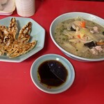 睦味 - 五目麺と餃子