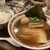 中華そば 麺や食堂 - 料理写真:醤油・味玉そば(¥1078)、ライス(¥198) - イリコのような海産物の芳醇さを含有した旨みと、鶏のさっぱりとした旨みが醤油によって最大限に引き出されたスープ。ご飯にもよく合って美味しい