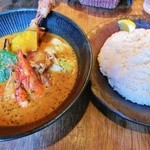 lavi - ・ココナッツ 椰子の実チキンカレー １１００円（ライス大盛り、辛さ１５番）※普段は、平岸店限定メニュー。