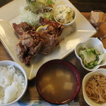 のうえんカフェ - 本日のおすすめ　　農園風ゴロント大きめ鶏唐定食　750円　ボリュームありあり