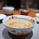 茶郷 - ＊白湯スープのお味がいいですね、お味付けも絶妙で、辛味が強くないので好みです。 麺は自家製だそうで滑らか食感。