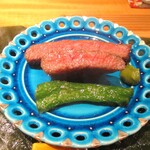 おおたに - 八寸の 宮崎牛イチボのたれ焼きと揚げ万願寺唐辛子、蓼味噌。