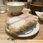 とんかつ成蔵 - 