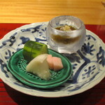 おおたに - 香の物：きゅうりのぬか漬け、べったら漬け、長芋の梅酢漬け、絹もずくの生姜酢。