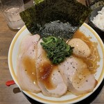 Kyuushuu Tonkotsu Shouyu Koi Kara Ryuu - 特製 醤油 900円