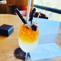 ザ タヴァン グリル＆ラウンジ - 