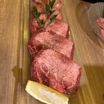 宮崎肉問屋 焼肉 宮べこ - 