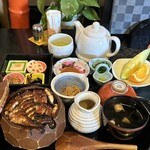 鰻処 まえの 本店 - 姫ひつまぶし