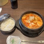 Seoul Kitchen - スンドゥブチゲ