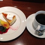 カフェ・エスタシオン - ケーキセット　８００円