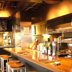 Tucusi - ガラス張りのお洒落な店内で、今夜はしっとり大人デート…。