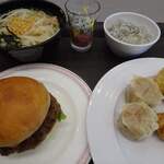 ホテル&リゾーツ ベップワン - 朝食例－ハンバーグ等