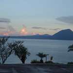 ホテル&リゾーツ ベップワン - 2階から高崎山と別府湾の夕景