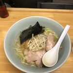 関取ラーメン 竜軒 - 塩ラーメン630円硬め