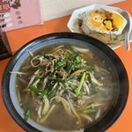 白龍 - スタミナラーメンセット¥1000。