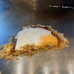 Okonomiyaki ・ Teppan Tsuki Ni Susumu - 断面